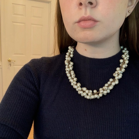 Chunky J Crew pearl necklace - Picture 3 of 3